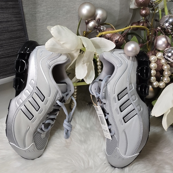 adidas Megaride 01 ☆Silver Metallic Black mens shoes size9.5 New